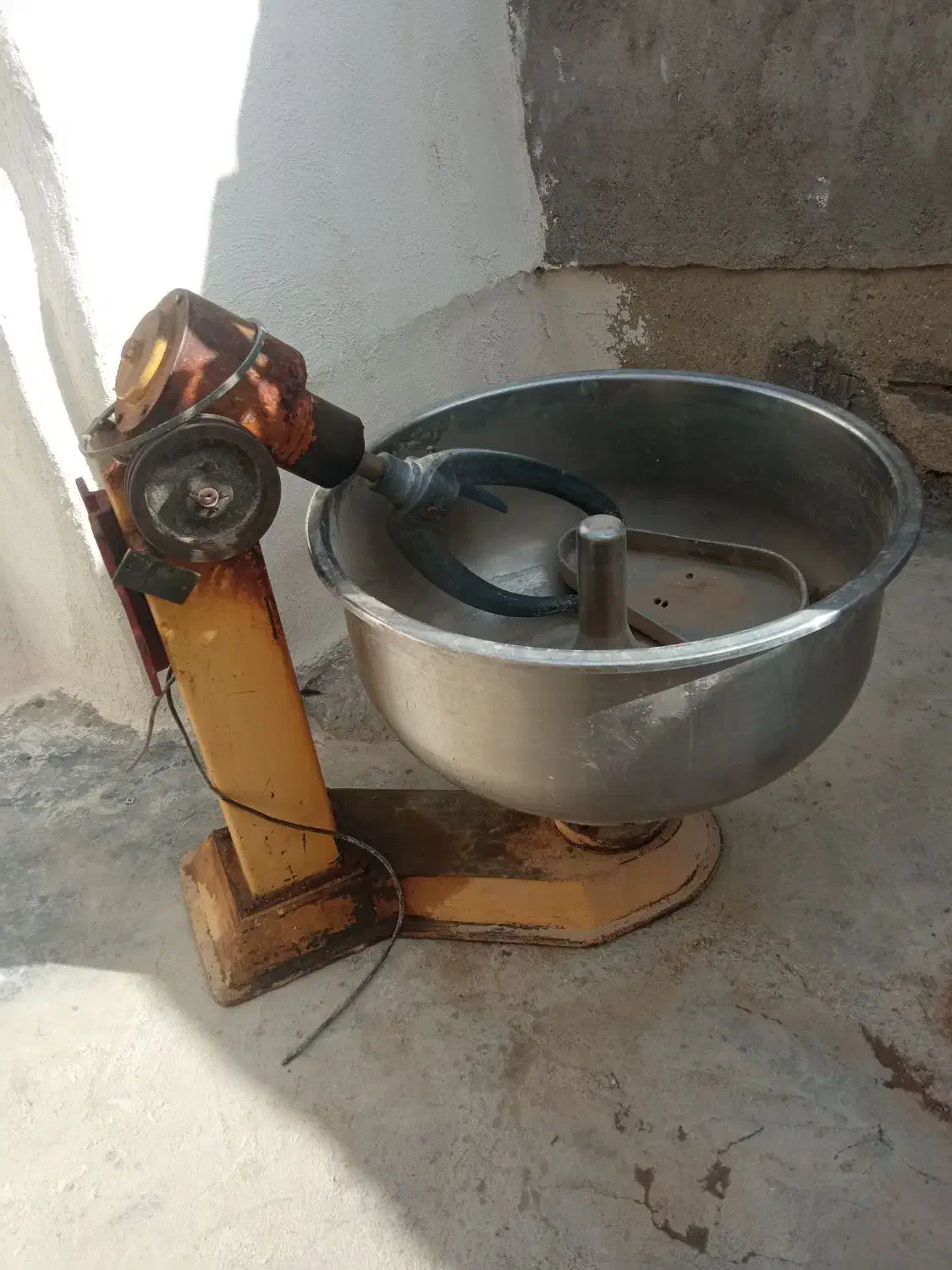 یک عدد خمیرگیر120کیلو|فروشگاه و مغازه|سریش آباد, |دیوار