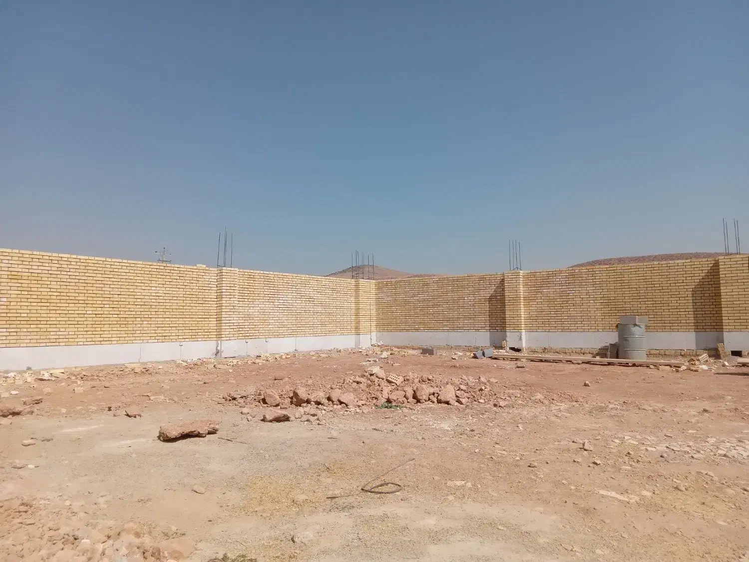 نماکار آجر نما مدرسه ای|خدمات پیشه و مهارت|شیراز, فرودگاه شهید دستغیب شیراز|دیوار