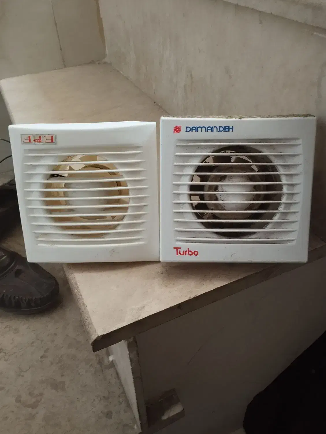 2عدد هواکش|پنکه و تصفیه‌کنندهٔ هوا|قم, شهر قائم|دیوار
