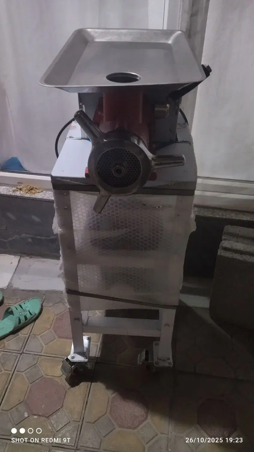 چرخ گوشت صنعتی در حد نو|کافیشاپ و رستوران|بناب, |دیوار