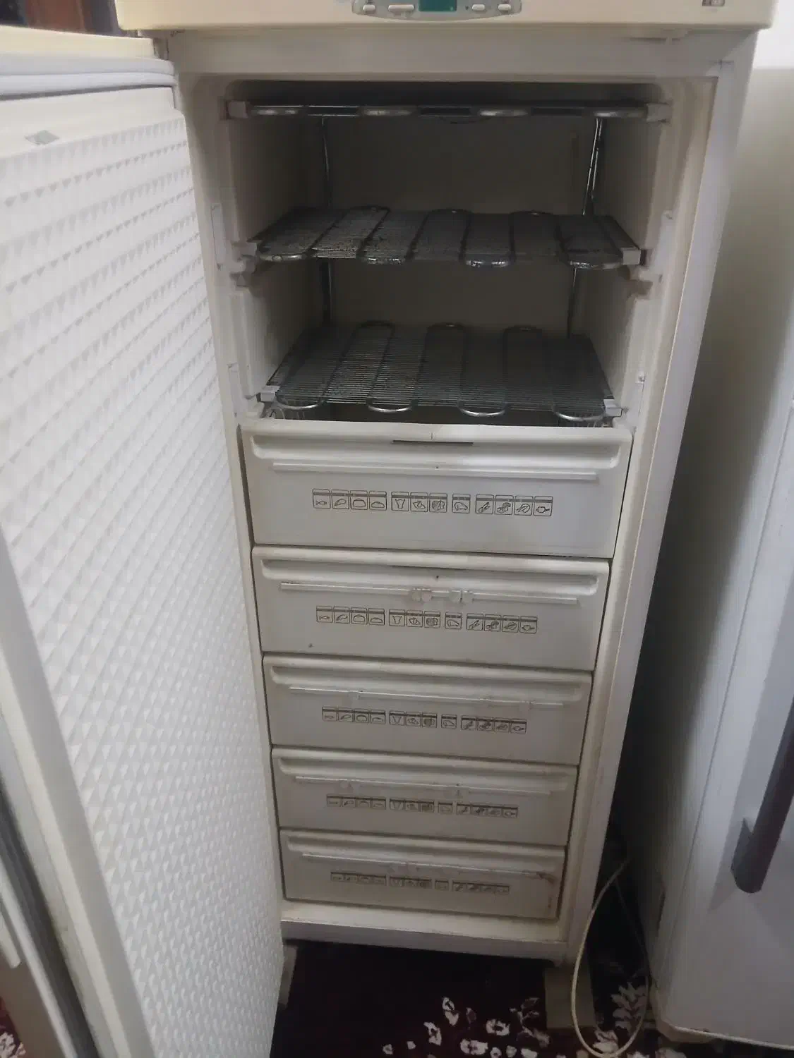 یخچال و فریزر پارس کارکرده بشرط کار سالم|یخچال و فریزر|رشت, امین الضرب|دیوار