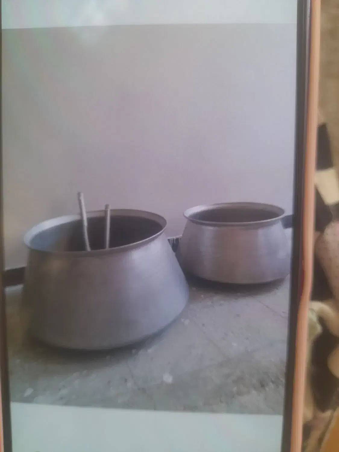 دیگ بزرگ|ظروف پخت‌وپز|خرم‌آباد, |دیوار