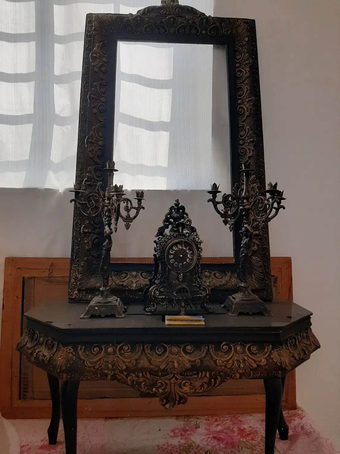 اینه و شمعدان|بوفه، ویترین، کنسول|ارومیه, |دیوار