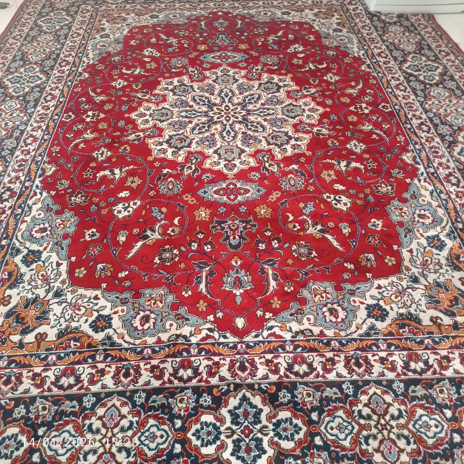 فرش ماشینی دست دوم|فرش|آذرشهر, |دیوار