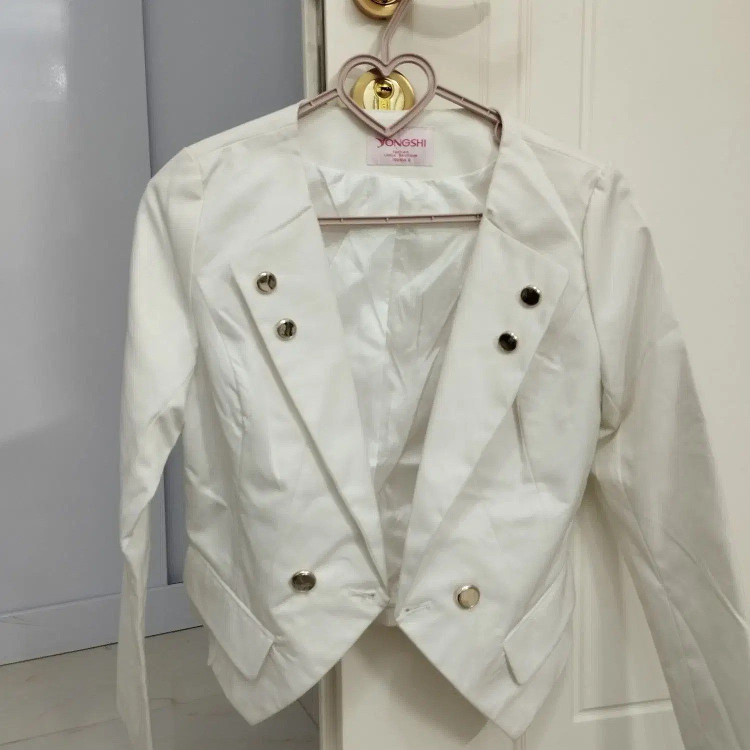 کلکسیون وسایل لباس|کلکسیون و سرگرمی|شاهینشهر, شهرک هشت بهشت|دیوار