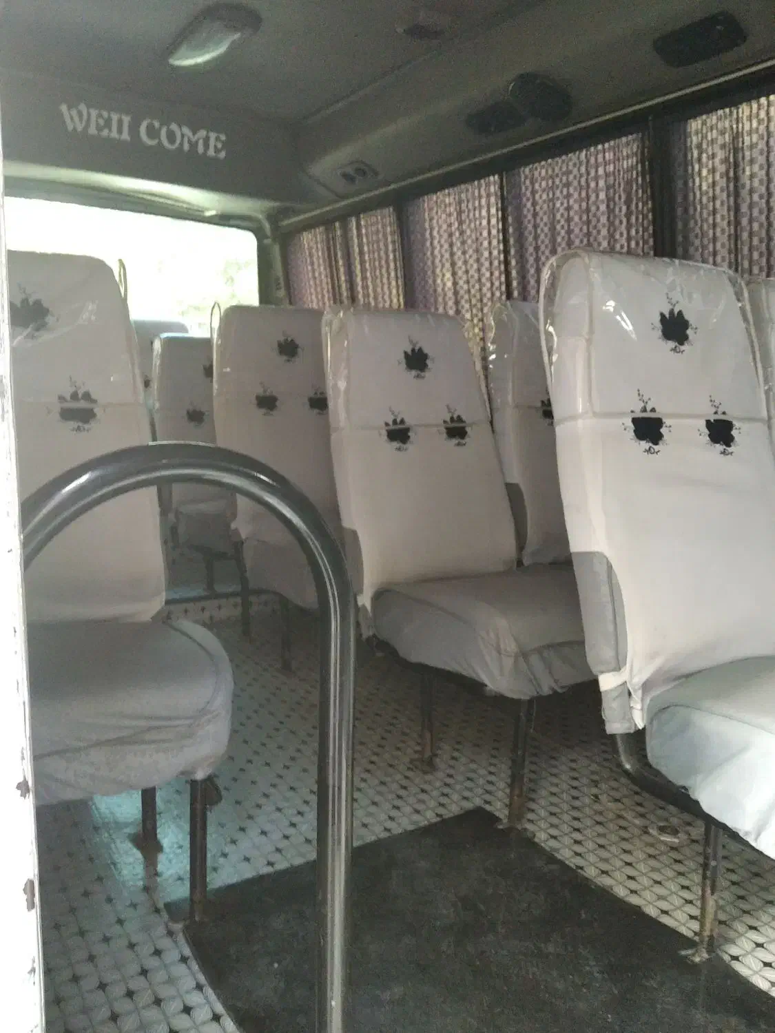 مینی بوس دربستی...|خدمات حمل و نقل|اراک, |دیوار