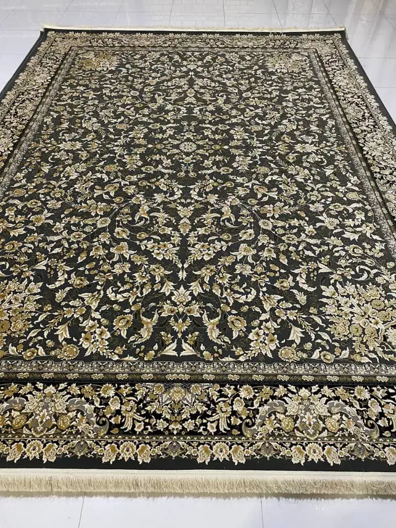 فرش ماندانا ۱۲۰۰شانه و ۷۰۰شانه ضخیم|فرش|شیراز, شهرک گلها|دیوار