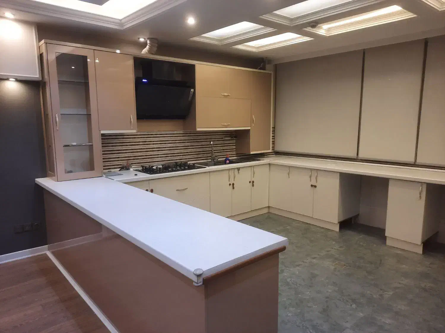 اجاره|اجارهٔ آپارتمان|تهران, استقلال|دیوار