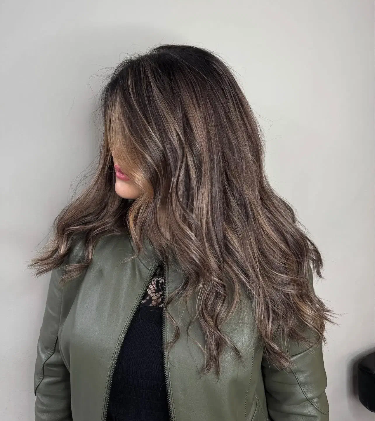 مدل رنگ مو رایگان|خدمات آرایشگری و زیبایی|اصفهان, صائب|دیوار