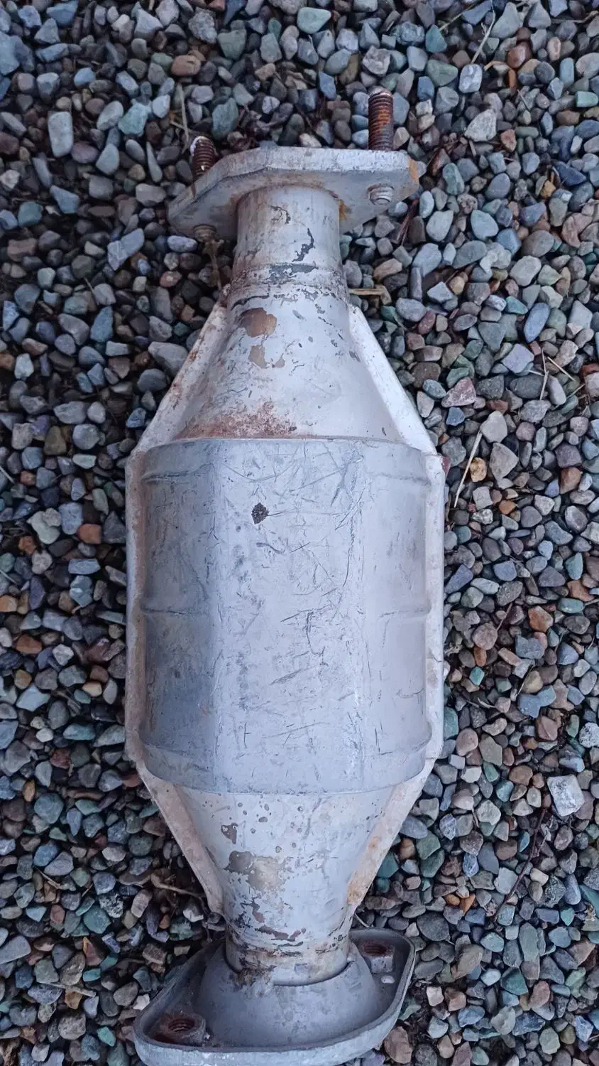 کاتالیزور|قطعات یدکی و لوازم جانبی|هشتگرد, هیو|دیوار