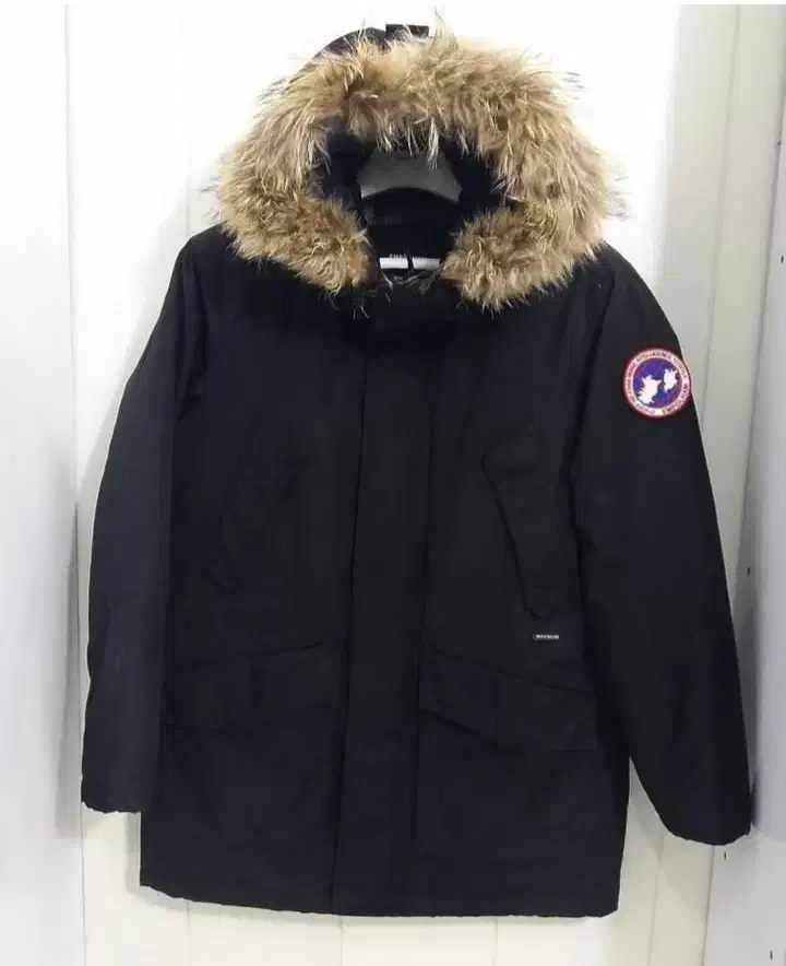 کاپشن استوک|لباس|بروجن, |دیوار