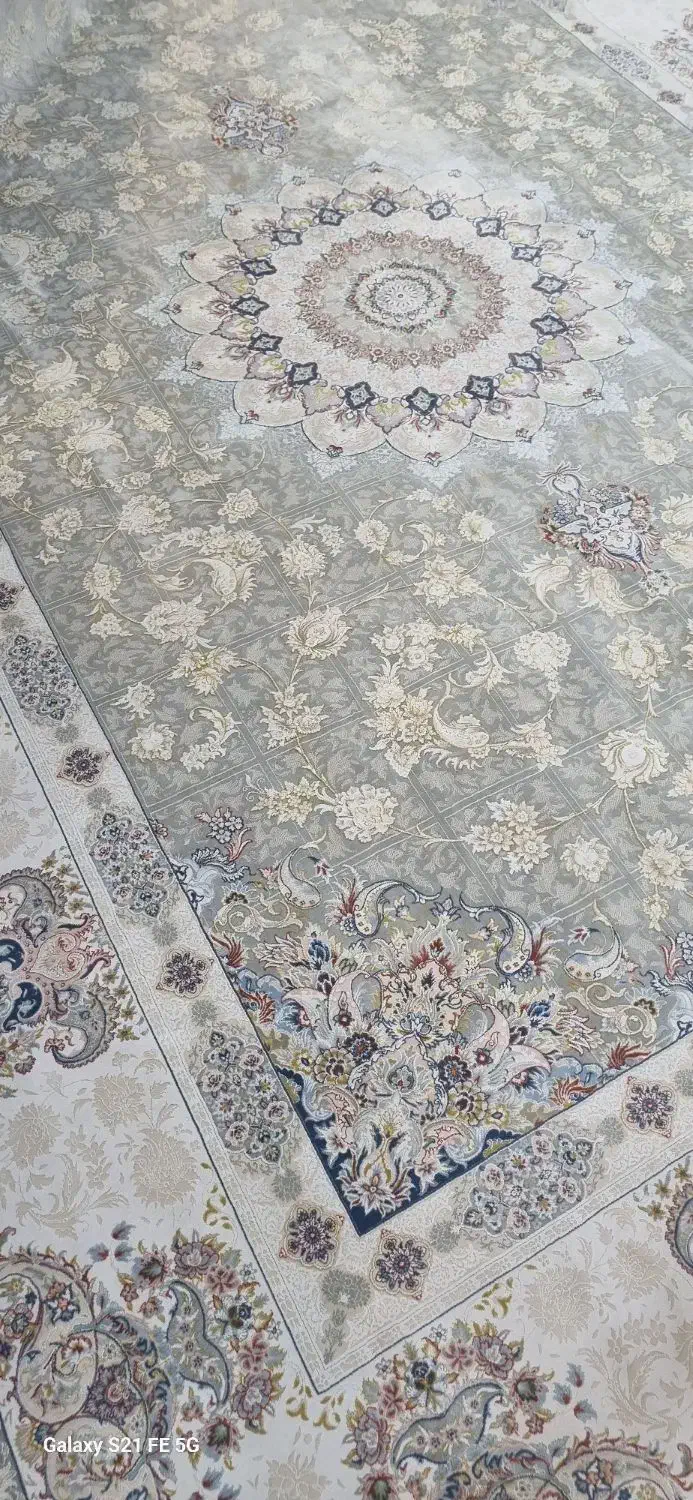 قالی 9 متری|فرش|شاهین‌شهر, عطار|دیوار