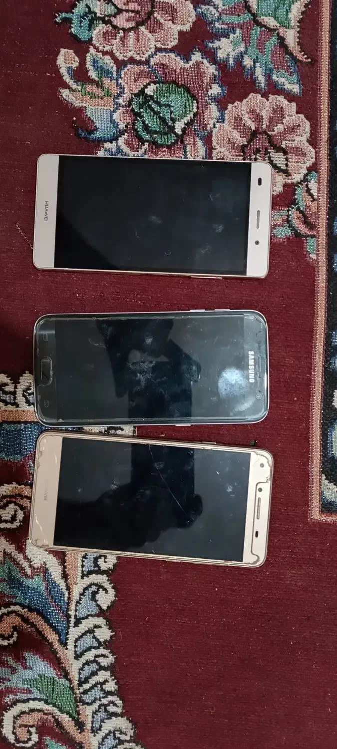 فروشسه موبایل نیاز به تعمیر شهرستان گنبکی|موبایل|بم, |دیوار