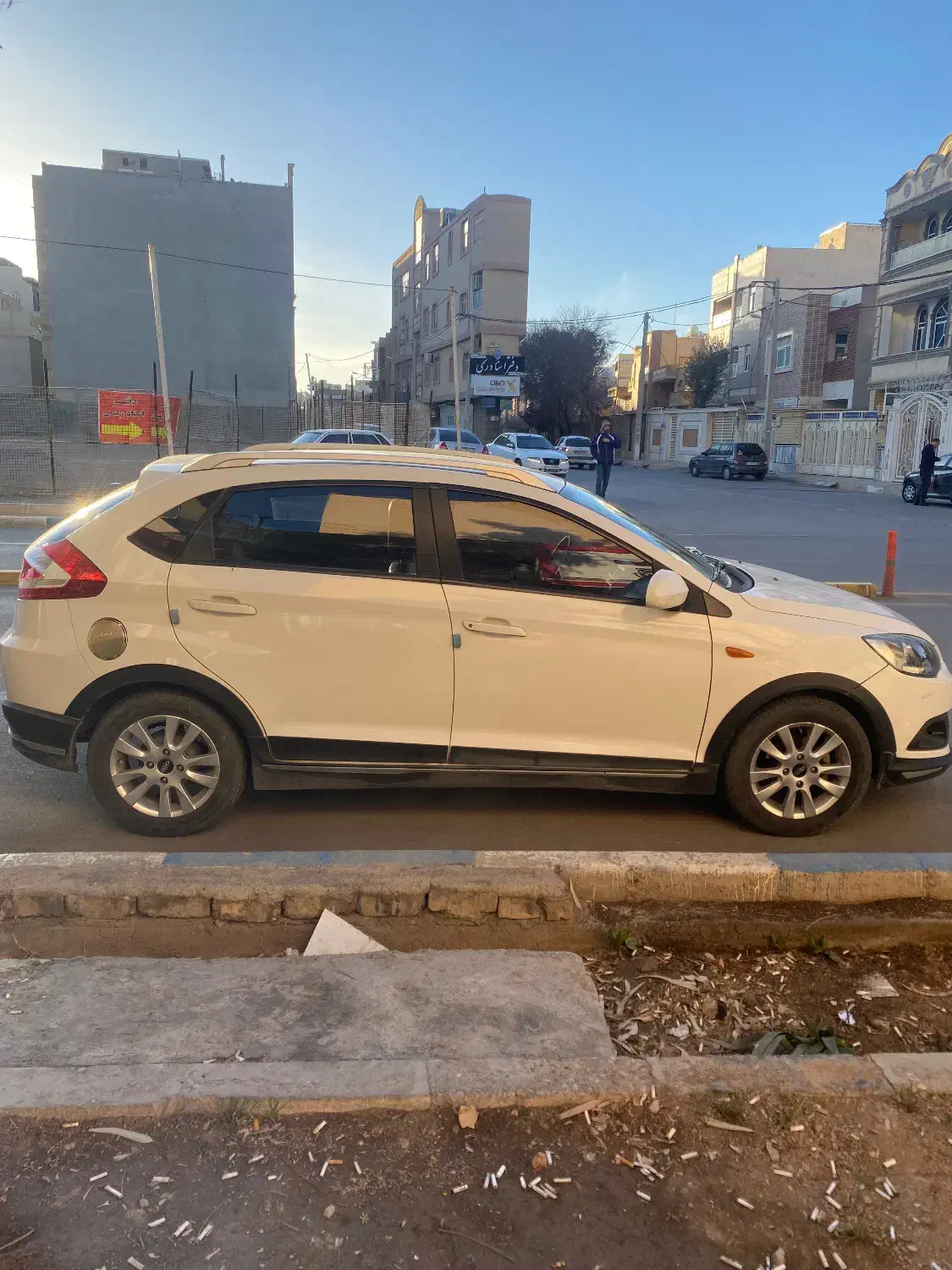 ام‌وی ام ۳۱۵|خودرو سواری و وانت|شاهین‌شهر, خانه کارگر|دیوار