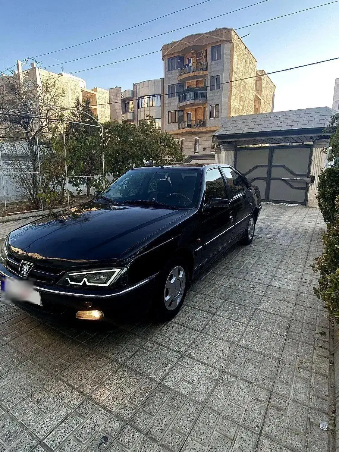 پرشیا مدل ۸۲|خودرو سواری و وانت|فردیس, قریشی|دیوار