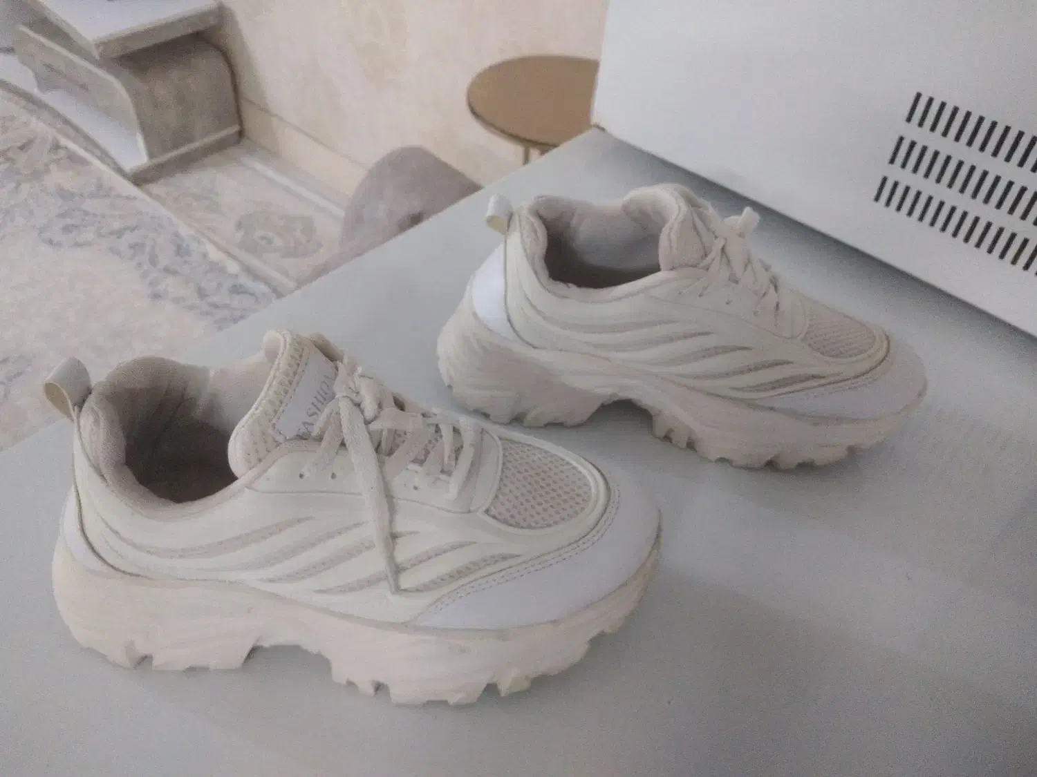 نیم بوت وکفش اسپرت دخترونه|کیف، کفش، کمربند|مشهد, کوی سیدی|دیوار