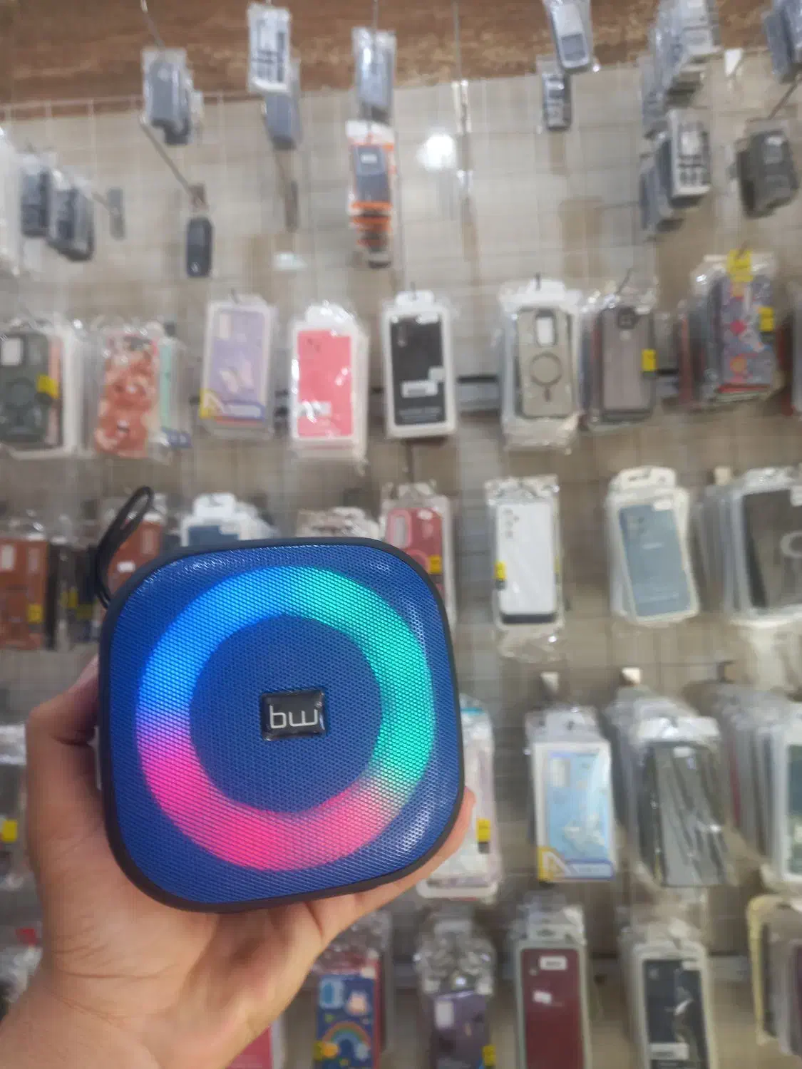 اسپیکر بلوتوثی پایین تر از ترب|لوازم جانبی موبایل و تبلت|خرمدره, |دیوار