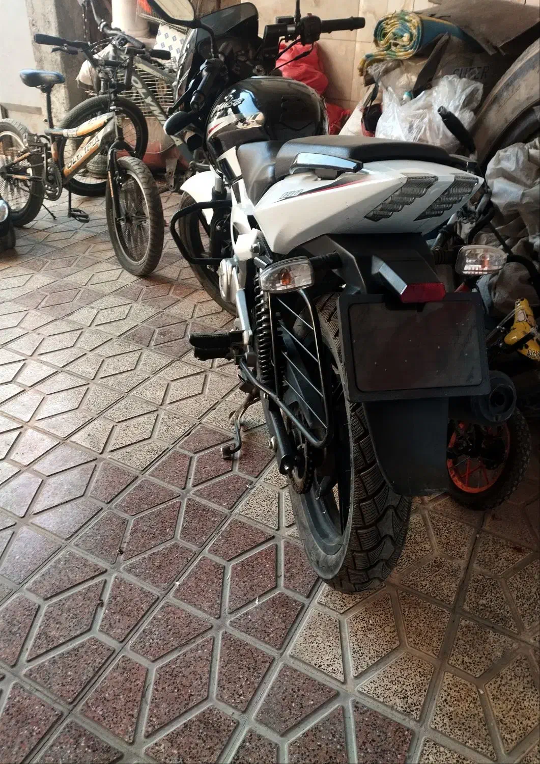 موتور پالس ۱۸۰|موتورسیکلت|نجف‌آباد, یزدانشهر|دیوار