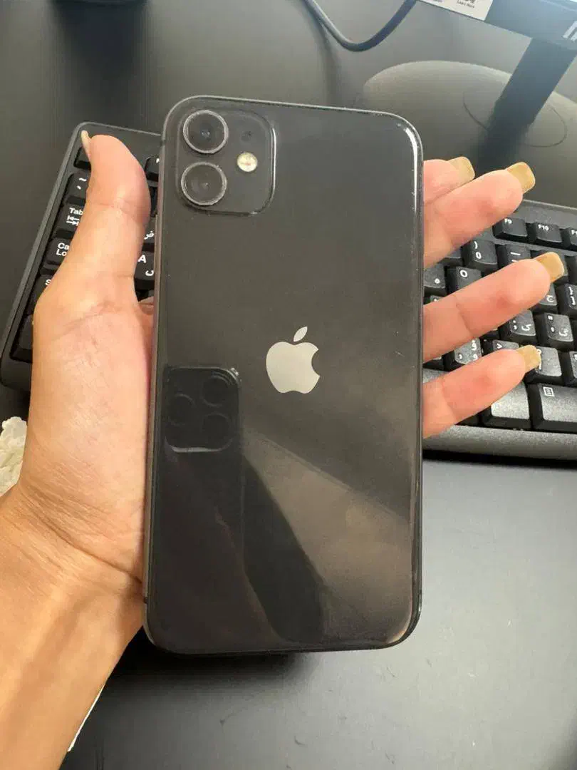 ایفون 11 ظرفیت 128 گیگ|موبایل|تهران, شهرک هما|دیوار