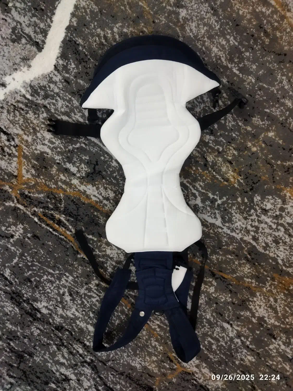 آغوشی نو|کالسکه و لوازم جانبی|همدان, |دیوار