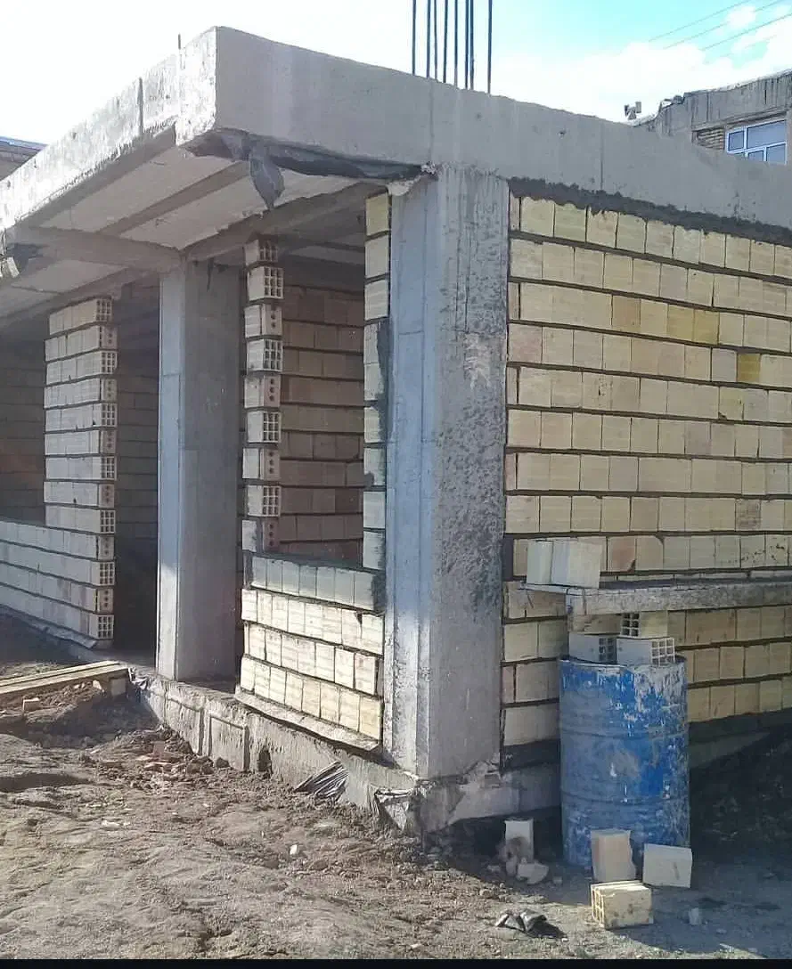 نیازمند کارگر  در بستان اباد|استخدام معماری، عمران و ساختمانی|بستان آباد, |دیوار