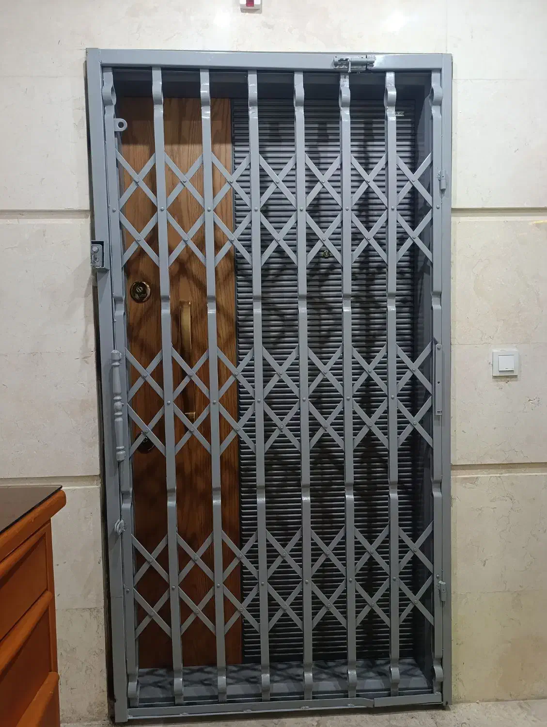 حفاظ کشویی درب آکاردئونی ریلی ضدسرقت|خدمات پیشه و مهارت|مشهد, چهارچشمه|دیوار