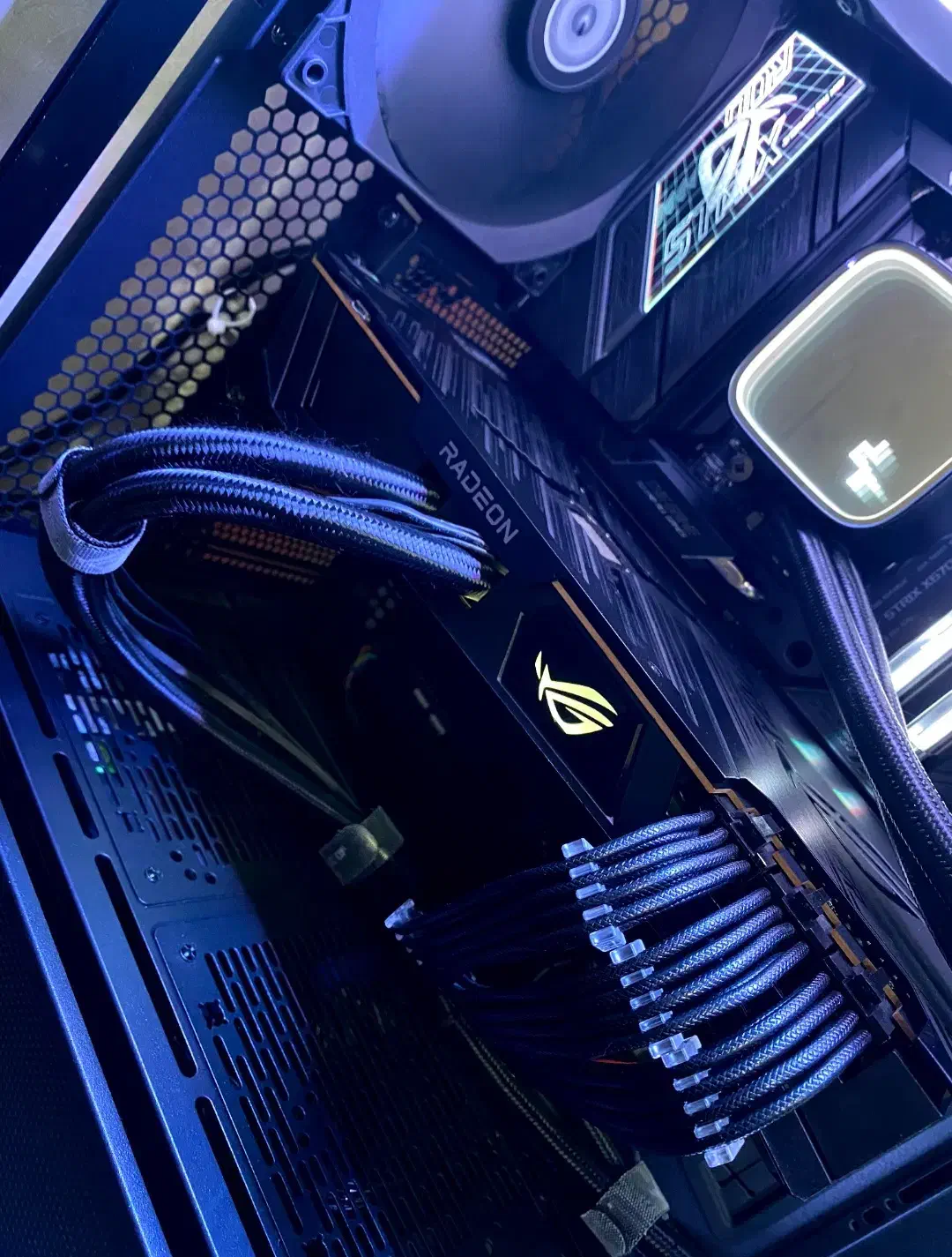 کارت گرافیک ASUS ROG 6900XT LC|قطعات و لوازم جانبی رایانه|پردیس, فاز ۲|دیوار