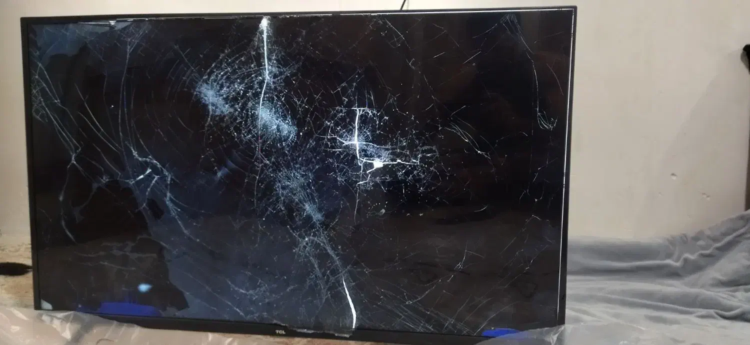 تلوزیون تی سی ال ۴۲ اینج|تلویزیون و پروژکتور|کوهدشت, |دیوار