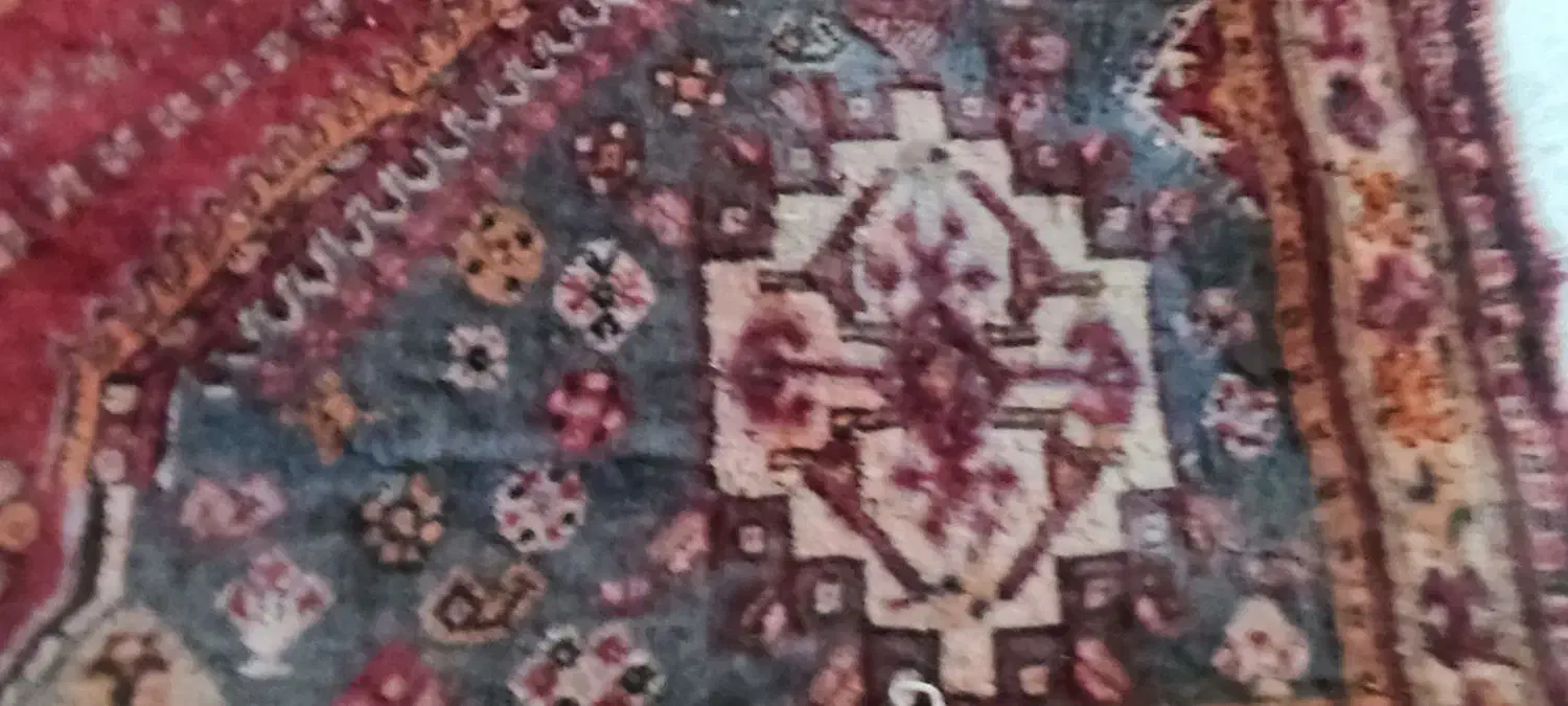 فرش دست بافت قدیمی|فرش|شیراز, شهرک فرزانگان|دیوار