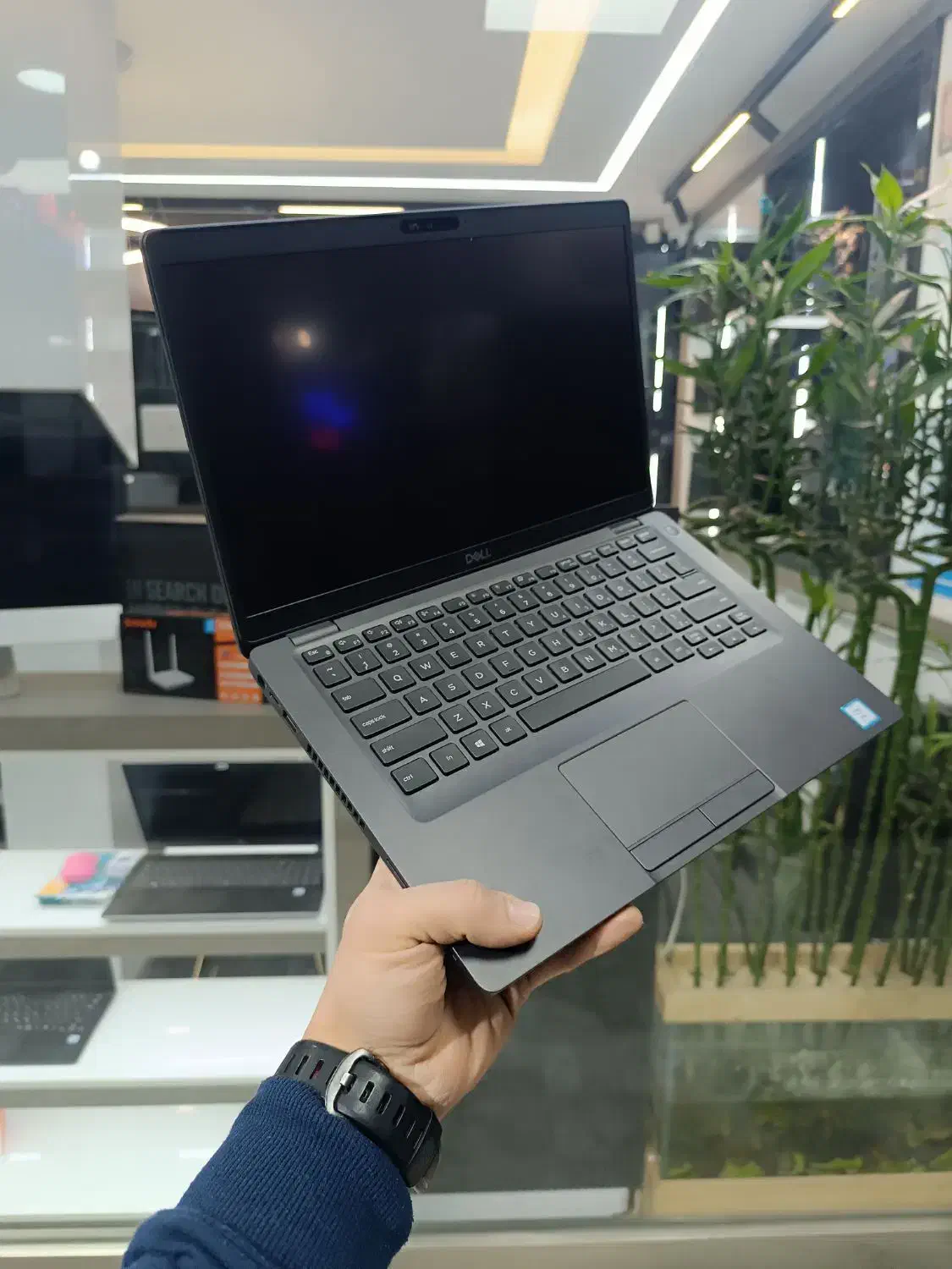 دل با نمایشگر ۱۴ فول اچ دی ssd و رم 8|رایانه همراه|کرمانشاه, |دیوار