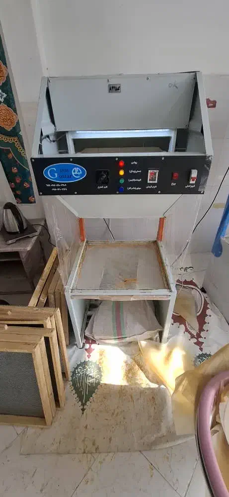 فروش خشک کن زعفران و الک ۶۰۰۰ هزار دور|ماشین‌آلات صنعتی|مشهد, چهنو|دیوار