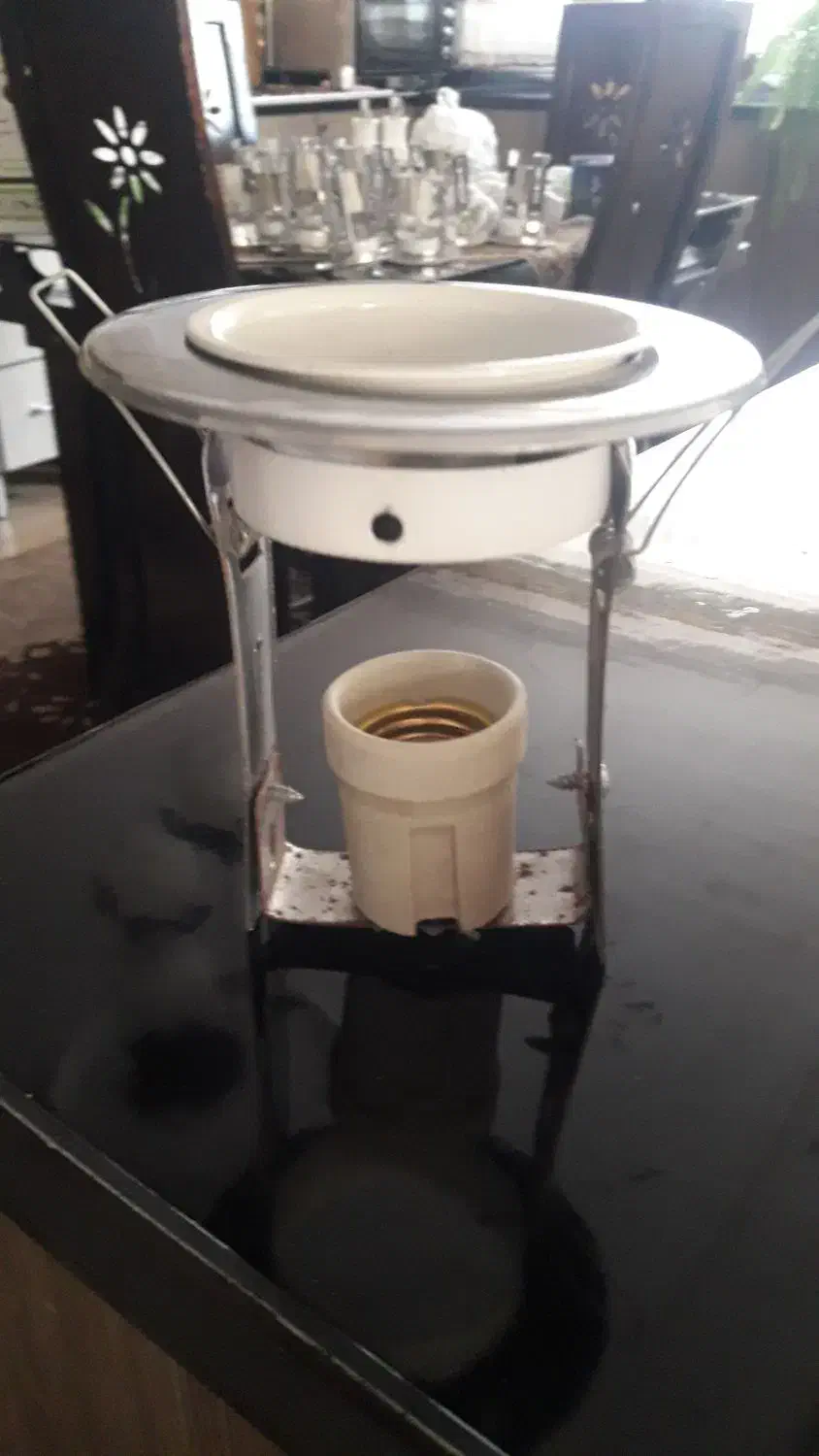 تعدادی پایه لامپ برای فروش|مصالح و تجهیزات ساختمان|الیگودرز, |دیوار