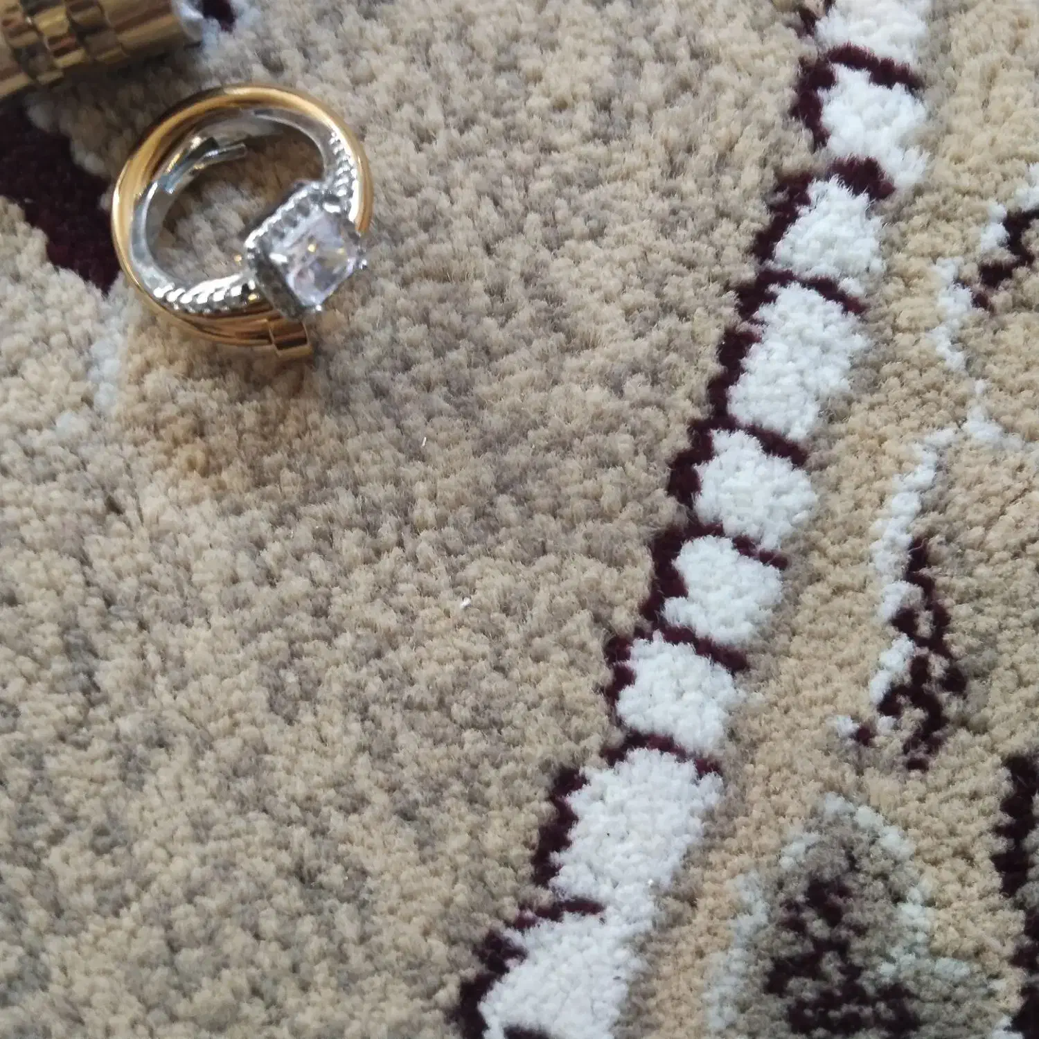 فروش بدلیجات و پوشاک|ساعت|مشهد, حسینآباد|دیوار