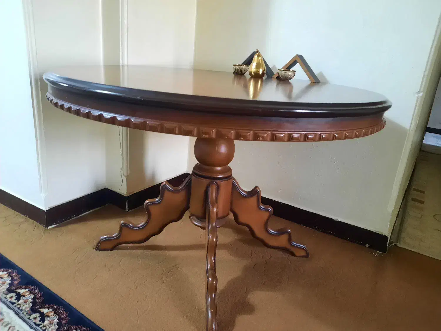 میز گرد|میز و صندلی غذاخوری|اهواز, کیان اباد|دیوار