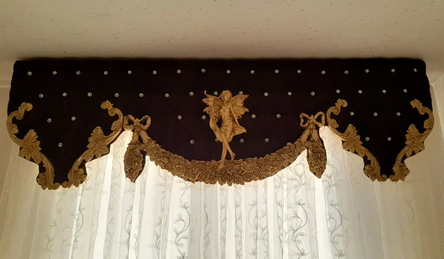 کتیبه پرده|پرده، رانر، رومیزی|شاهین‌شهر, ۹ دی|دیوار