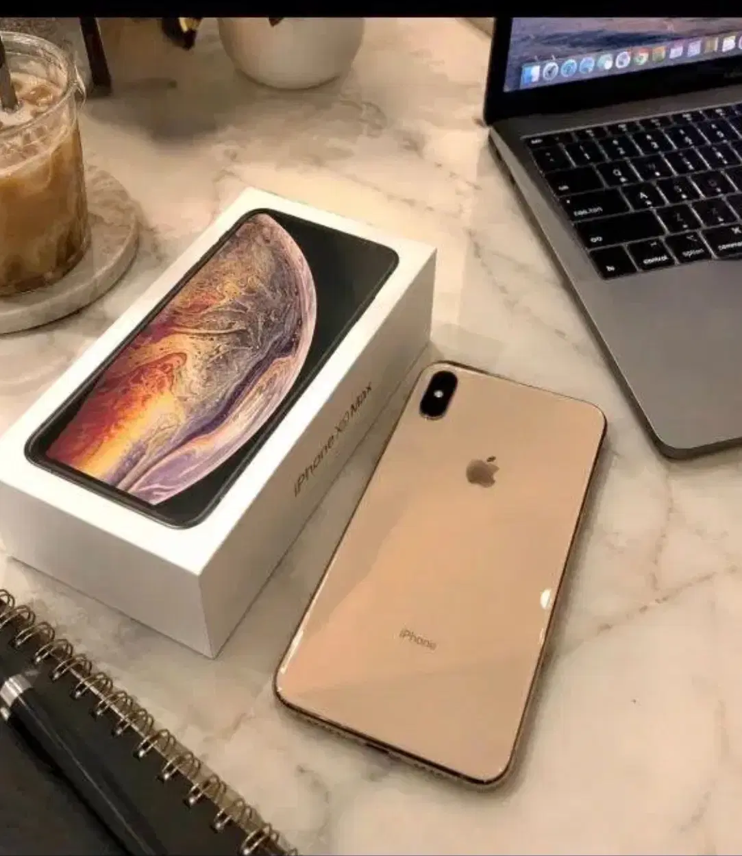iPhone XS Max Zaa|موبایل|رشت, کاکتوس|دیوار