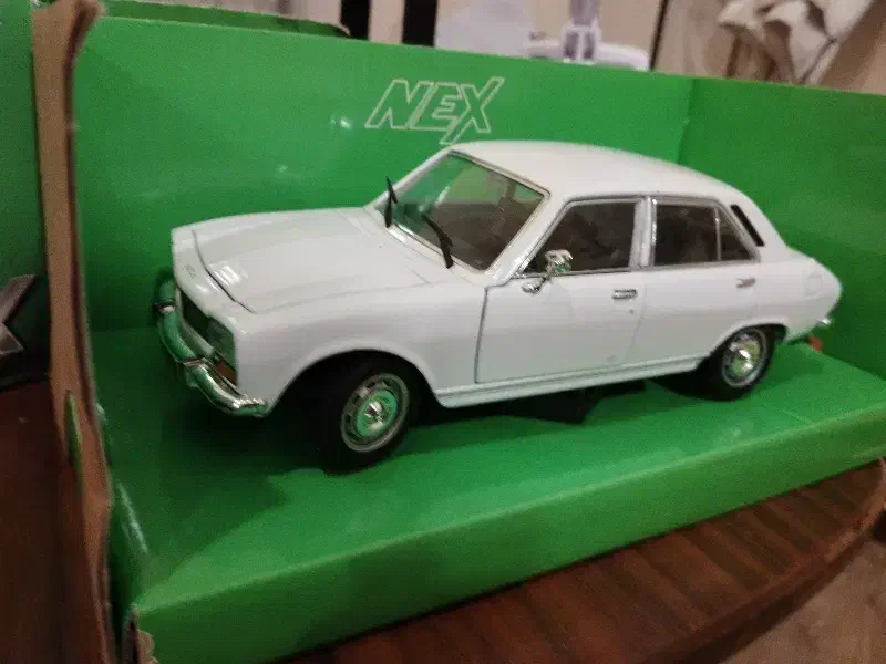 ماکت 504|کلکسیون و سرگرمی|اهواز, کیانپارس |دیوار