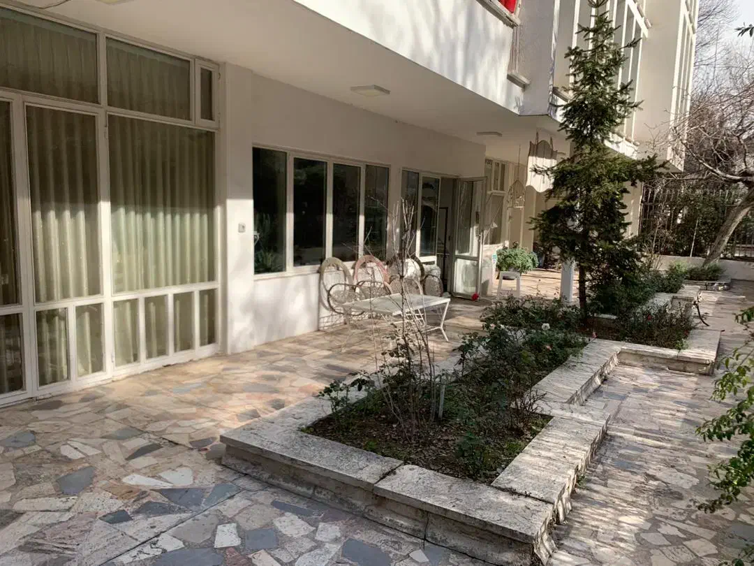 مشارکت نیاوران، 550متر، تک مالک، تاپ لوکیشن|مشارکت در ساخت املاک|تهران, جماران (نیاوران)|دیوار