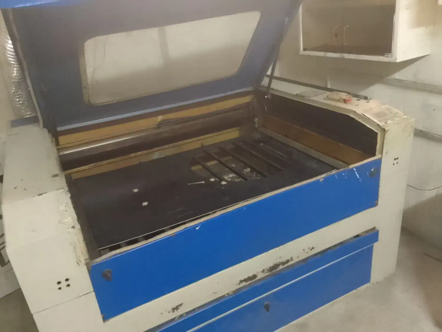 دستگاه لیزر برش و حکاکی وارداتی سایز 120*90|ماشینآلات صنعتی|ری, سرتخت|دیوار