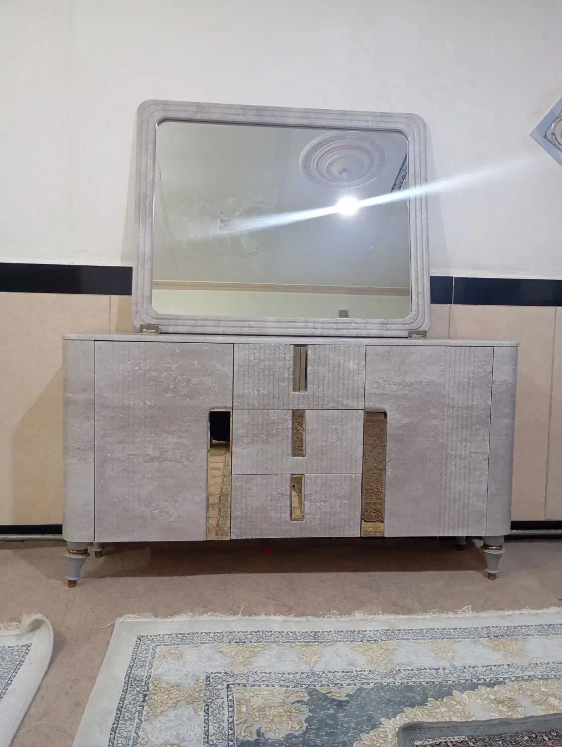 سلام|بوفه، ویترین، کنسول|نقده, |دیوار