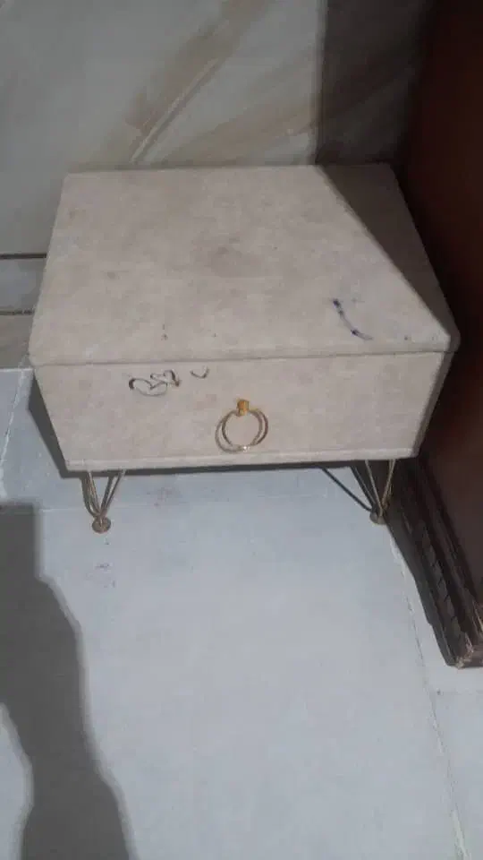 سلام تخت خواب دونفره سالم بدون هیچ شکستنی یاپوسدکی|تخت و سرویس خواب|خاش, |دیوار