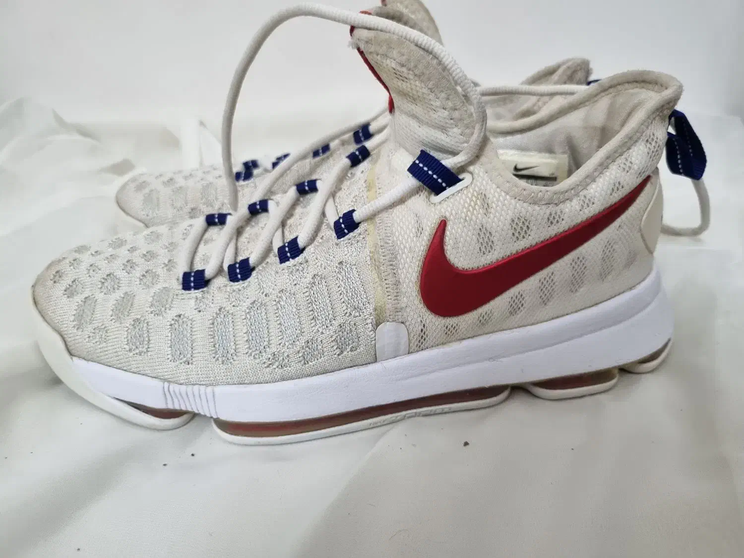 کفش اسپرت وارداتی|کیف، کفش، کمربند|نیشابور, امام|دیوار