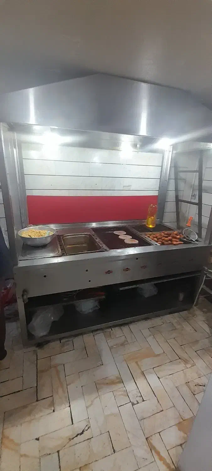 فر بزرگ ساندوی|کافیشاپ و رستوران|گلستان (تهران), |دیوار