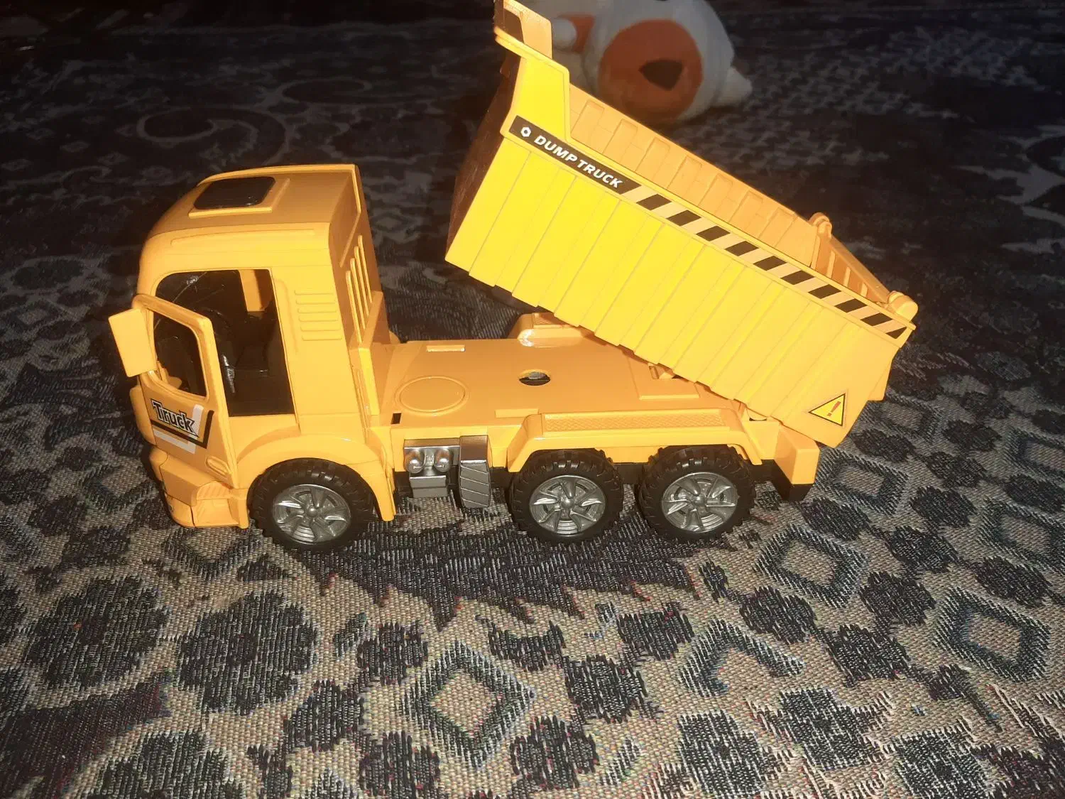 اسباب بازی|اسباببازی بچه|اندیشه, اندیشه فاز ۱|دیوار