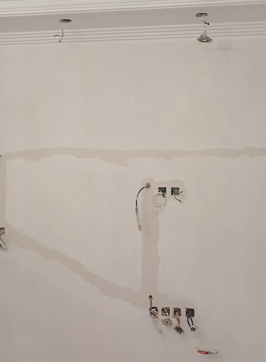 برقکار/برق کار/کلید پریز/انواع روشنایی/هالوژن|خدمات پیشه و مهارت|تهران, استاد معین|دیوار