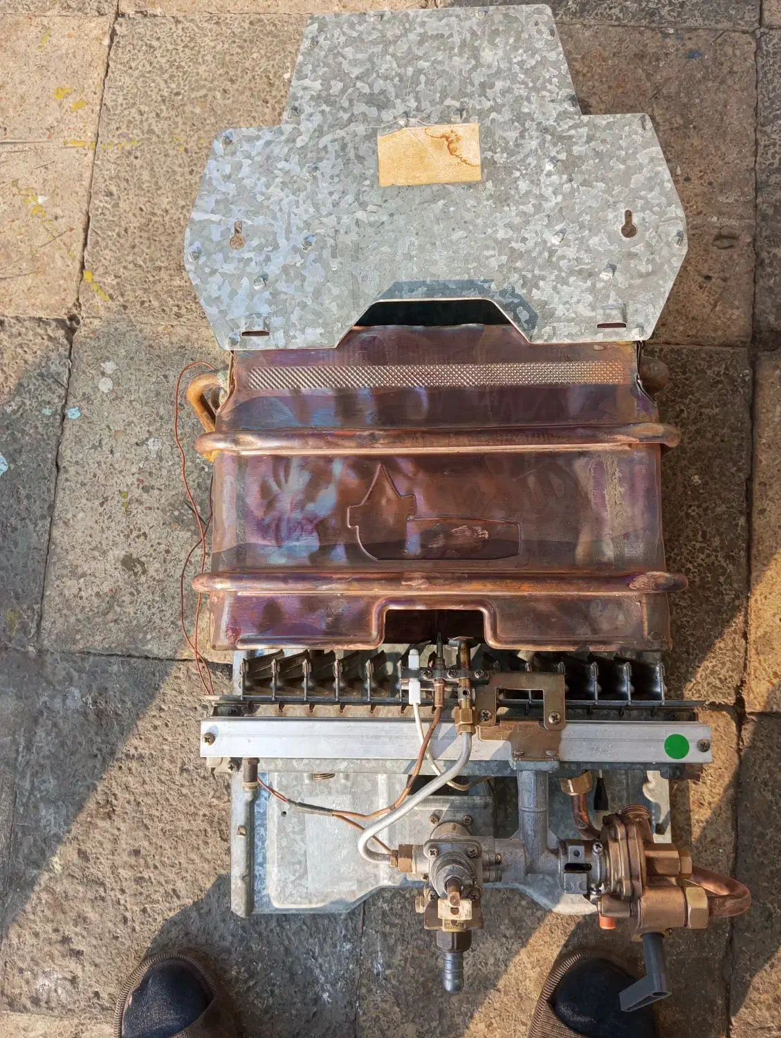 آبگرمکن بوتان درحدنوسرویس شده آماده نصب|آبگرمکن، پکیج، شوفاژ|اهواز, کوی راه کربلا|دیوار