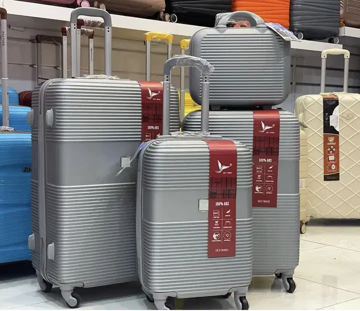 چمدان لوکس جهیزیه عروس چمدونKASAکیف ساک جهاز داماد|کیف، کفش، کمربند|اصفهان, شهشهان|دیوار