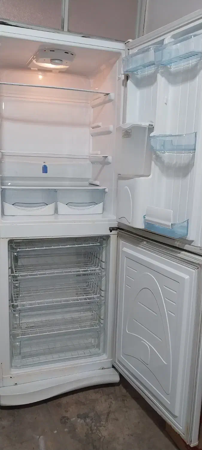 یخچال بدون برفک سالم تمیز|یخچال و فریزر|قم, علی آباد|دیوار