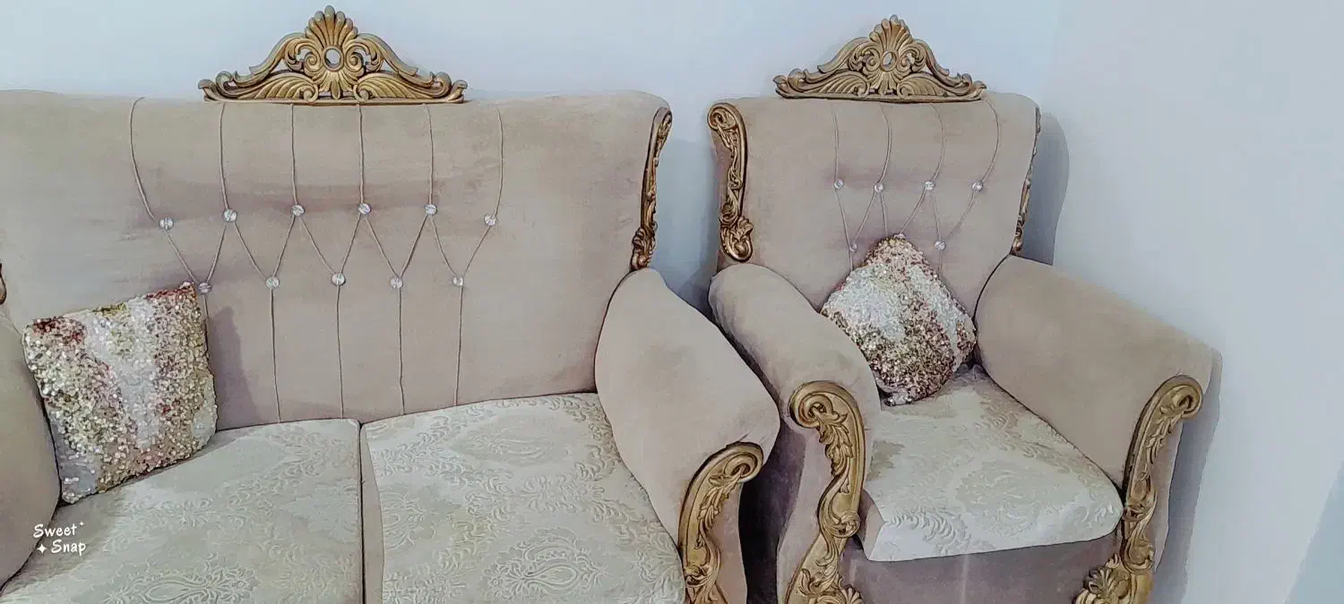 یک دست مبل ۷ نفره سلطنتی|مبلمان خانگی و میز عسلی|اهواز, شهرک برق|دیوار