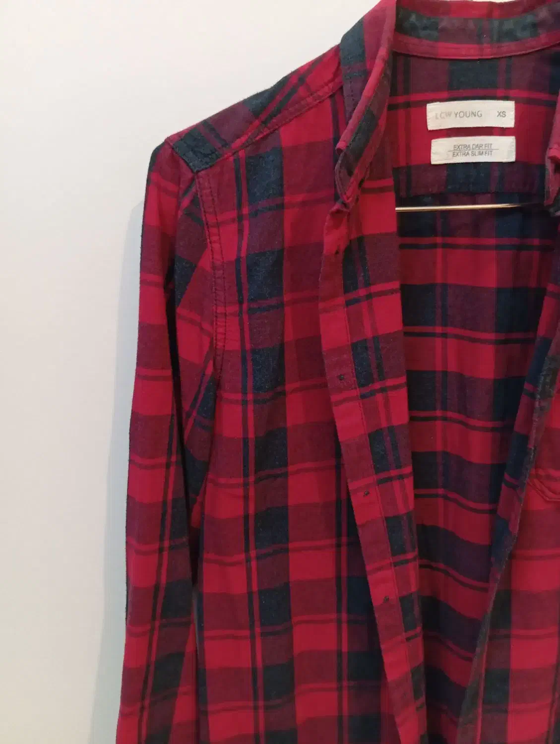 پیراهن|لباس|شهریار, شهریار|دیوار